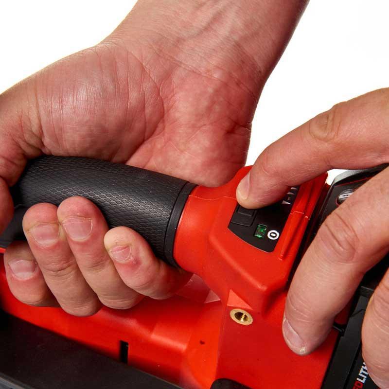 M18 CN16GA-0X -  Gwoździarka 18 V 16GA , FUEL™, w walizce, bez wyposażenia