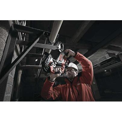 M18 CBS125-502C - Pilarka taśmowa do cięcia wgłębnego 18 V, 5.0 Ah,  FUEL™, bez wyposażenia 