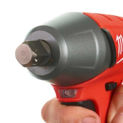 M18 FIWP12-0X - Klucz udarowy 1/2", 300 Nm, 18 V, FUEL™, w walizce, bez wyposażenia