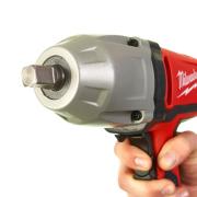 IPWE 400 R - Klucz udarowy przewodowy 1/2", 725 W IPWE 400 R - Klucz udarowy przewodowy 1/2", 725 W