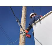 M18 HCC-201C ACSR-SET - Hydrauliczny obcinak od kabli 18 V, 2.0 Ah, zakres do 22,5 mm, w walizce, z akumulatorem i ładowarką