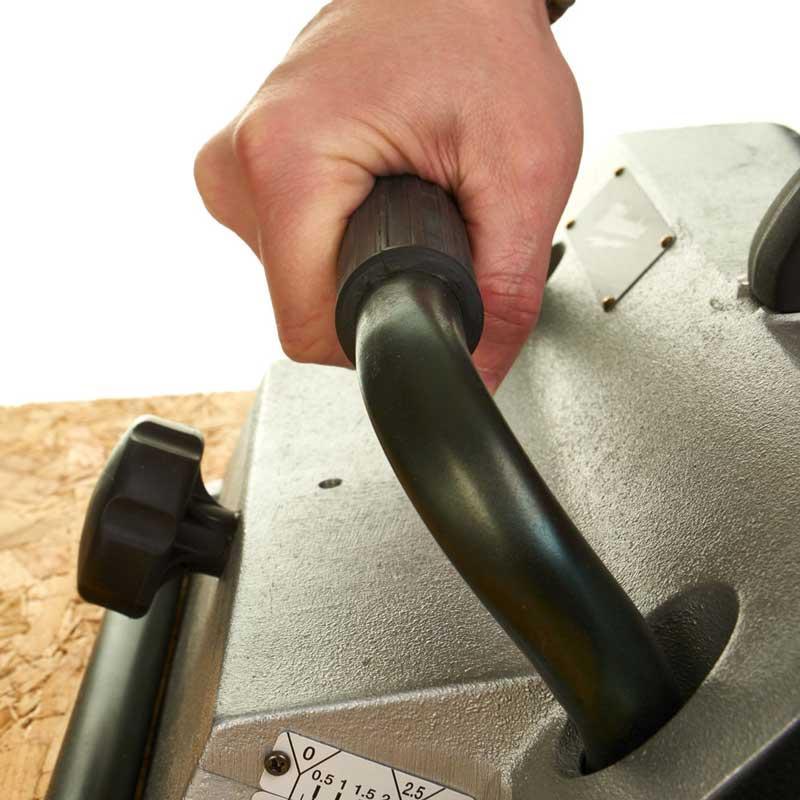 PR320 - Strug 2100 W PR320 - Strug 2100 W