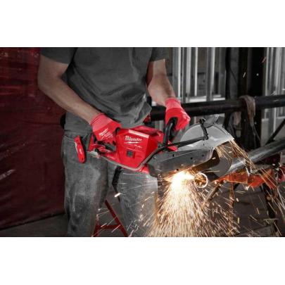 M18 FCOS230-121 - Przecinarka do betonu 85 mm, 18 V, FUEL™ ONE-KEY™, z akumulatorem i ładowarką