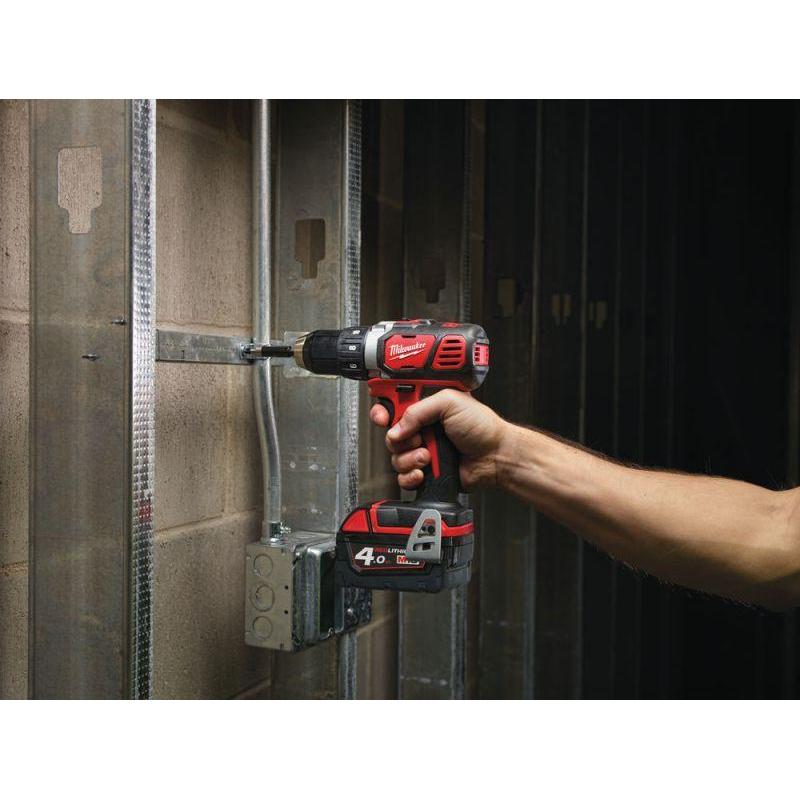 M18 BDD-402C - Compact drill drivers 18 V, 4.0 Ah, in HD Box, with 2 batteries and charger M18 BDD-402C - Compact drill drivers 18 V, 4.0 Ah, in HD Box, with 2 batteries and charger