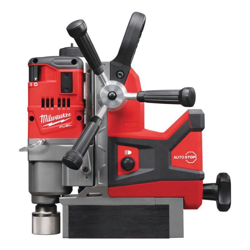 M18 FMDP-0C - Magnetic press with permanent magnet 18 V, 5.0 Ah, FUEL™, without equipment M18 FMDP-0C - Magnetic press with permanent magnet 18 V, 5.0 Ah, FUEL™, without equipment