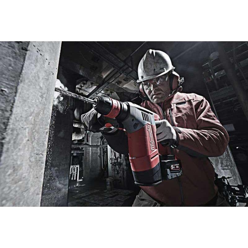 M28 CHPX-502C - Heavy duty SDS-Plus hammer 28 V, 5.0 Ah, FUEL™, in HD Box, with 2 batteries and charger M28 CHPX-502C - Heavy duty SDS-Plus hammer 28 V, 5.0 Ah, FUEL™, in HD Box, with 2 batteries and charger