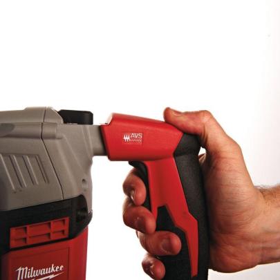 PLH 20 - Młotowiertarka SDS-Plus 20mm z silnikiem pionowym o mocy 620 W, w walizce