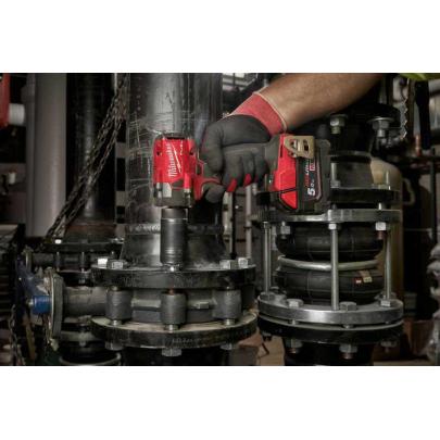 M18 FIW2P12-502X - Klucz udarowy kompaktowy 1/2", 339 Nm, 18 V, 5.0 Ah, FUEL™, w walizce, z 2 akumulatorami i ładowarką