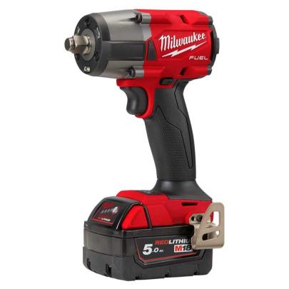 M18 FMTIW2F12-502X - Klucz udarowy 1/2", 745 Nm, 18 V, 5.0 Ah, FUEL™, w walizce, z 2 akumulatorami i ładowarką