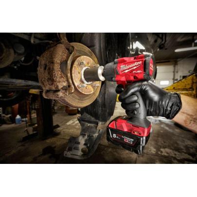 M18 FMTIW2F38-0X - Klucz udarowy 3/8", 745 Nm, 18 V, FUEL™, w walizce, bez wyposażenia