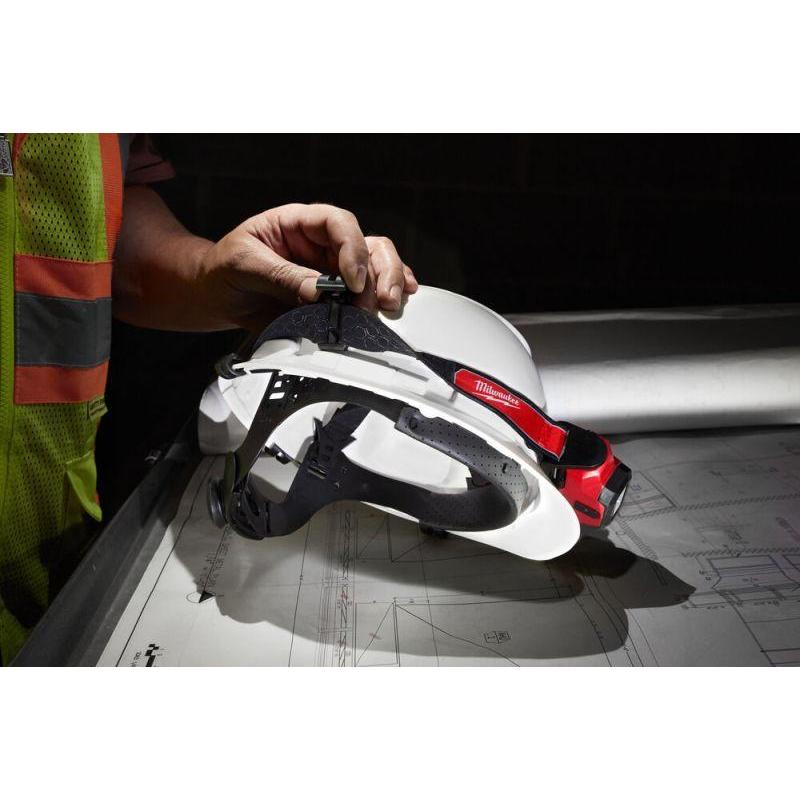 L4 HL-301 - Akumulatorowa latarka - czołówka USB, 4 V, 3.0 Ah