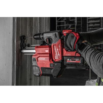 M18 ONEFHXDEL-552C - Młot typu kombi SDS-Plus 18 V, 5.5 Ah, FUEL™, w walizce, z 2 akumulatorami i ładowarką