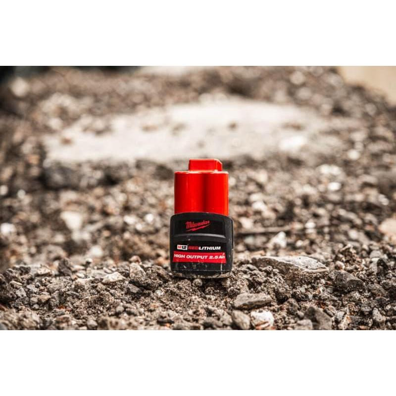 M12 HB2.5 - Akumulator M12™ HIGH OUTPUT™, Li-ion 12 V, 2.5 Ah M12 HB2.5 - Akumulator M12™ HIGH OUTPUT™, Li-ion 12 V, 2.5 Ah