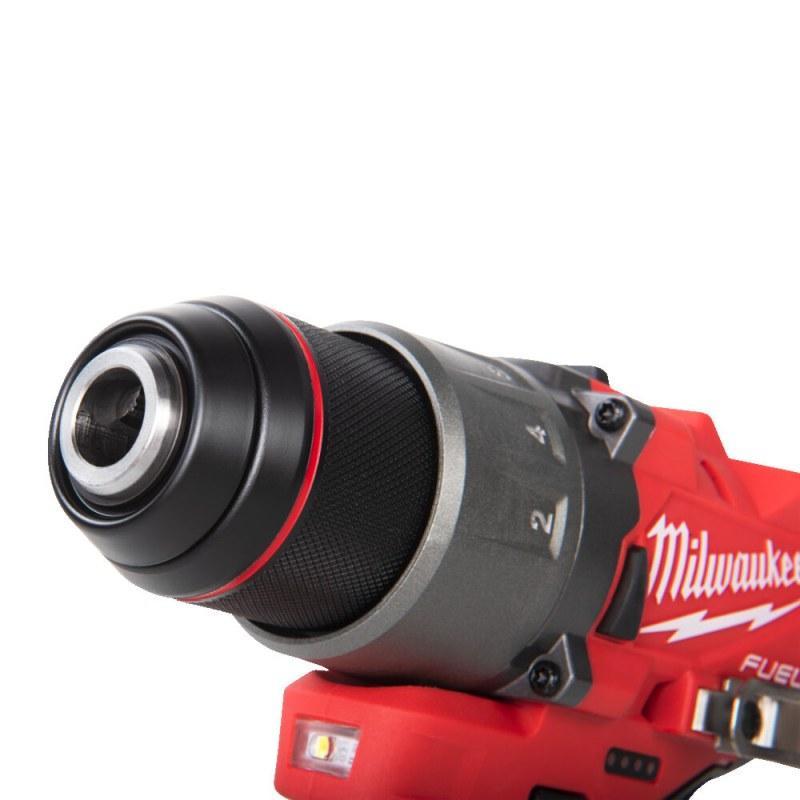 M12 FDD2-602X - Subkompaktowa wiertarko-wkrętarka 12 V, 6.0 Ah, FUEL™, w walizce, z 2 akumulatorami i ładowarką