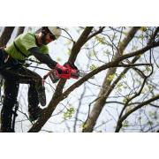 M18 FHS20-552 - Piła łańcuchowa do gałęzi dł. prowadnicy 20cm 18V, 5.5Ah, FUEL™ HATCHET™ w walizce z 2 akumulatorami i ładowarką