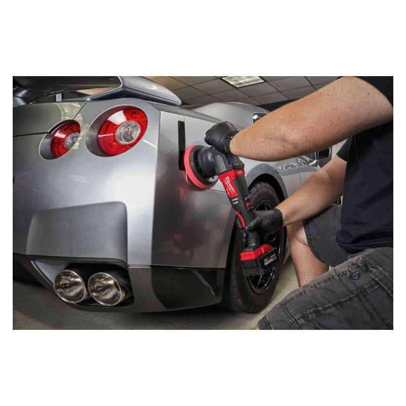 M18 FROP15-502X KIT - Polerka mimośrodowa śr. 125 mm + akcesoria, 18 V, 5.0 Ah, FUEL™, w walizce, z 2 akumulatorami i ładowarką