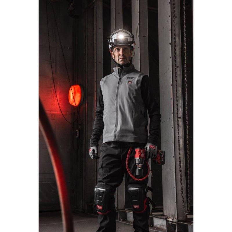 L4 BOLTHL-301 - Akumulatorowa latarka - czołówka USB na kask BOLT, 600 lumenów, 4 V, 3.0 Ah L4 BOLTHL-301 - Akumulatorowa latarka - czołówka USB na kask BOLT, 600 lumenów, 4 V, 3.0 Ah
