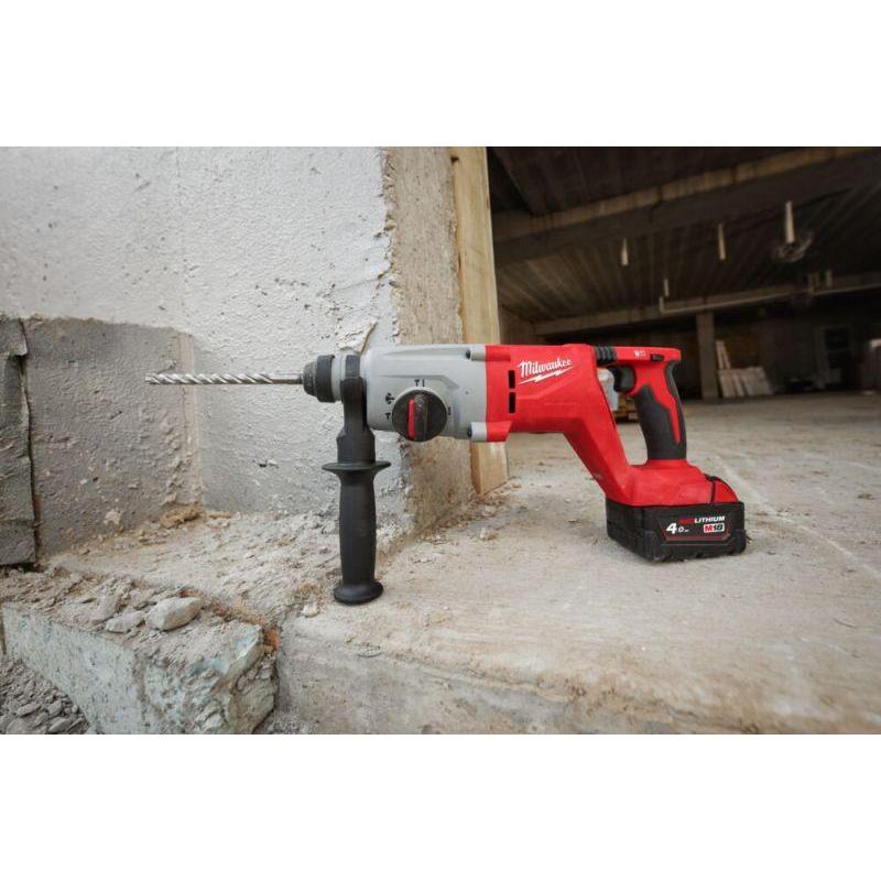 M18 BLHACD26-402X - Brushless 26 mm SDS-Plus D-Handle hammer 18 V, 4.0 Ah, in case, with 2 batteries and charger