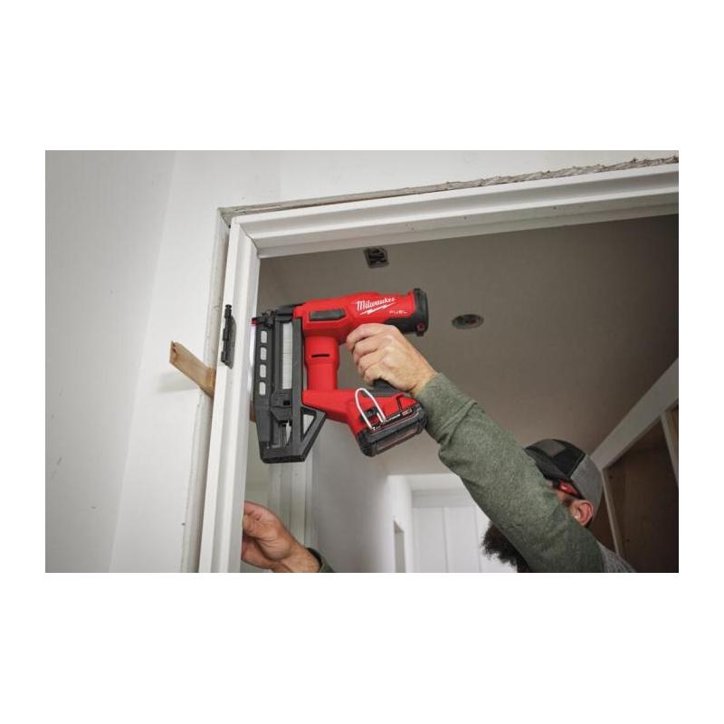 M18 FN16GS-0X - Gwoździarka 18 V, 16GA , FUEL™, w walizce, bez wyposażenia