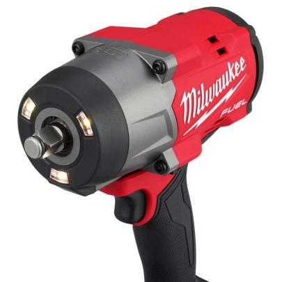 M18 FHIW2F12-502X - Klucz udarowy 1/2", 2034 Nm, 18 V, 5.0 Ah, FUEL™, w walizce, z 2 akumulatorami i ładowarką