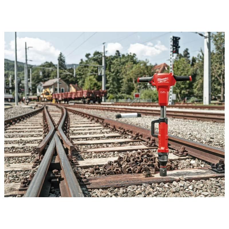 M18 FHIWF1R-0C - Klucz udarowy kolejowy 1", 2000 Nm, 18 V, FUEL™, w walizce, bez wyposażenia