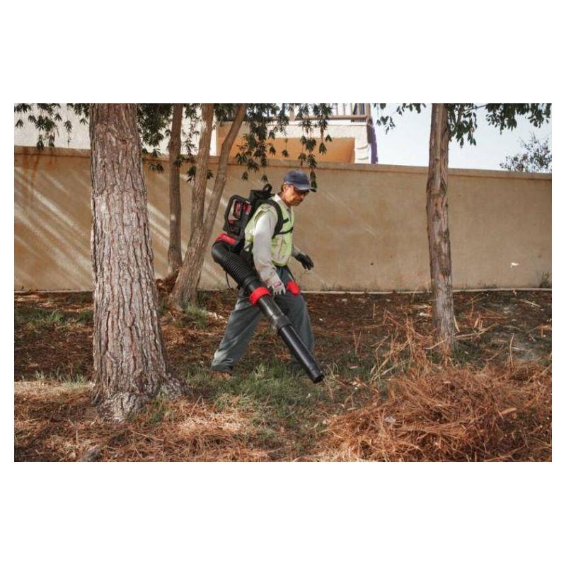 M18 F2BPB-0 - Dmuchawa plecakowa na cztery akumulatory 18 V, FUEL™, bez wyposażenia