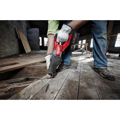 M18 FSX-801C - Piła szablasta 18 V, 8.0 Ah, Super SAWZALL®, w walizce, z akumulatorem i ładowarką, 4933499177
