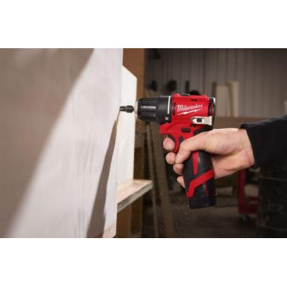 M12 BLPDRC-202C - Kompaktowa wiertarko-wkrętarka udarowa 40 Nm, 12V, 2.0 Ah, w walizce z 2 akumulatorami i ładowarką, 4933500422