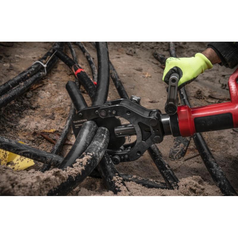 M18 HCC125-801C - Hydrauliczny obcinak do kabli do kabli 125 mm, 120 kN, 18 V, w walizce, z akumulatorem i ładowarką, 4933499333