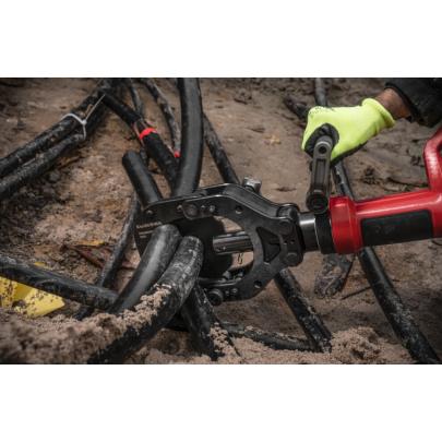 M18 HCC125-801C - Hydrauliczny obcinak do kabli do kabli 125 mm, 120 kN, 18 V, w walizce, z akumulatorem i ładowarką, 4933499333